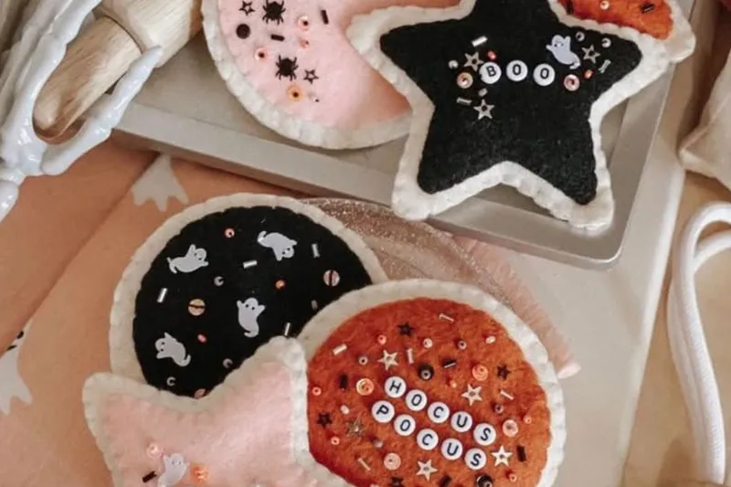🍪 Hand-Stitched Felt Cookies