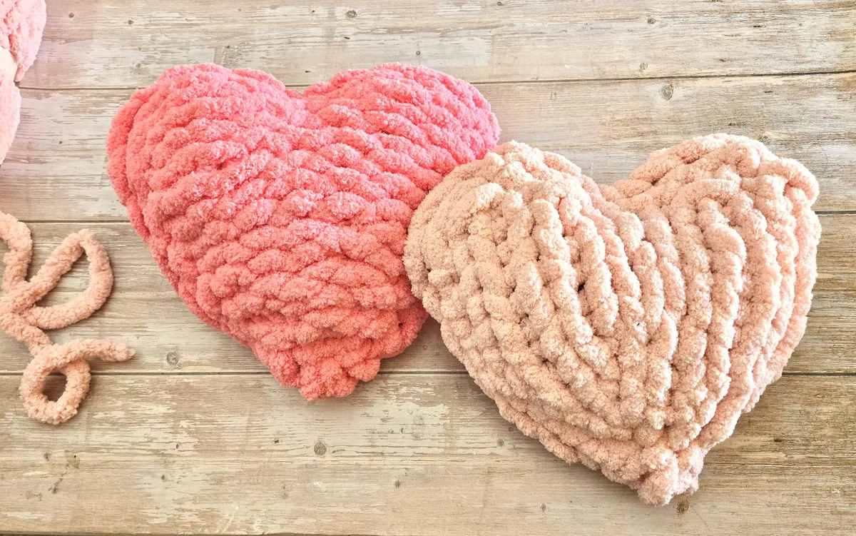 ❤️ Chunky Knit Heart Throw Pillows Workshop